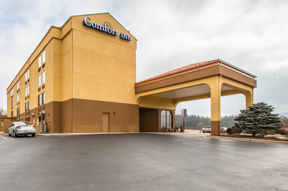 Comfort Inn North Of Asheville Mars Hill Exterior foto